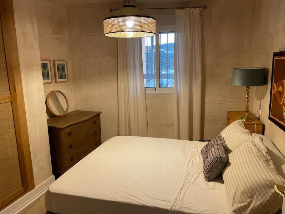 Maravilloso Apartamento En Primera Linea De Playa. Torreguadiaro Exterior foto