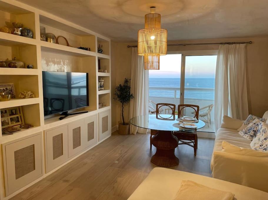 Maravilloso Apartamento En Primera Linea De Playa. Torreguadiaro Exterior foto